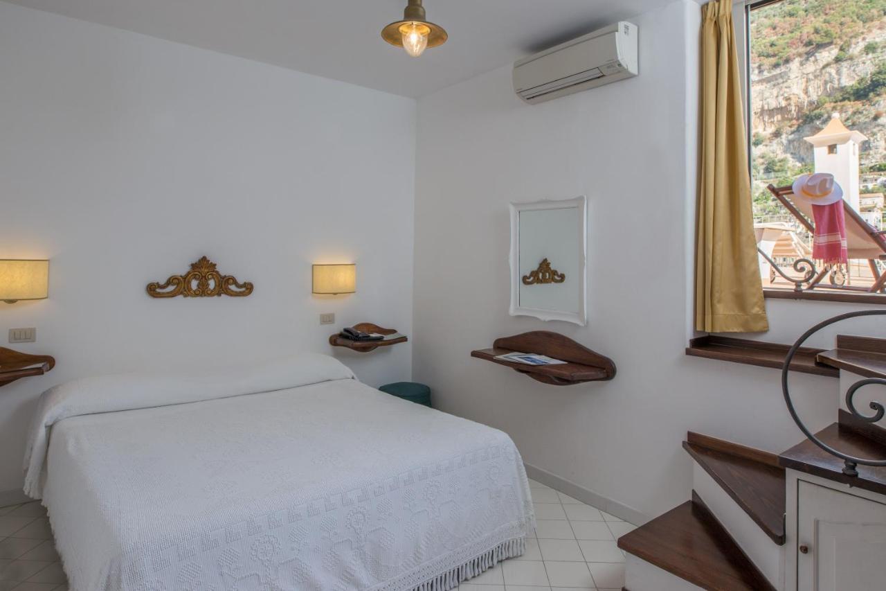 Poseidon Hotel